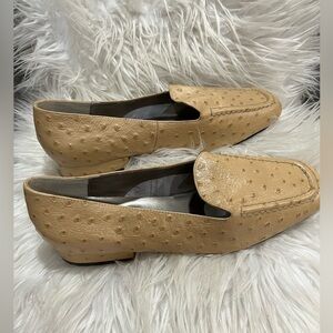 NWOT AJ Valenci Ostrich Leather Loafer size 10